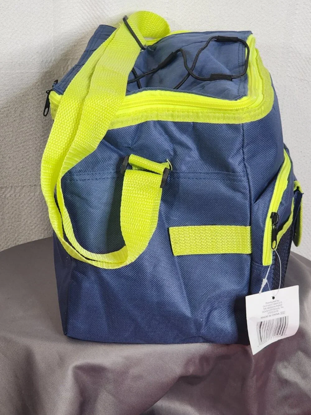 True Living Outdoors Blue Gray Neon Yellow Accent 24 Can Soft Side Carry Cooler